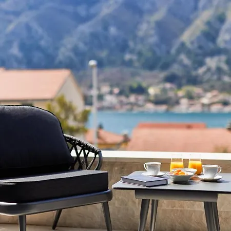 Kotor Lux Apartments And Rooms Exterior photo