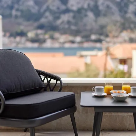 Kotor Lux Apartments And Rooms Exterior photo